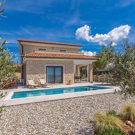 Holiday House Villa Andro Pinezici  Ngoại thất bức ảnh