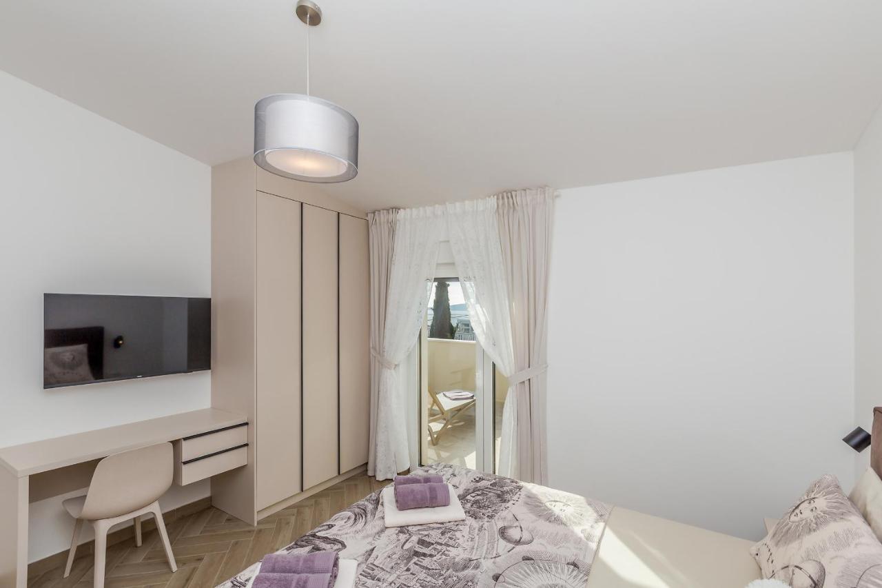 Holiday House Villa Andro Pinezici  Ngoại thất bức ảnh