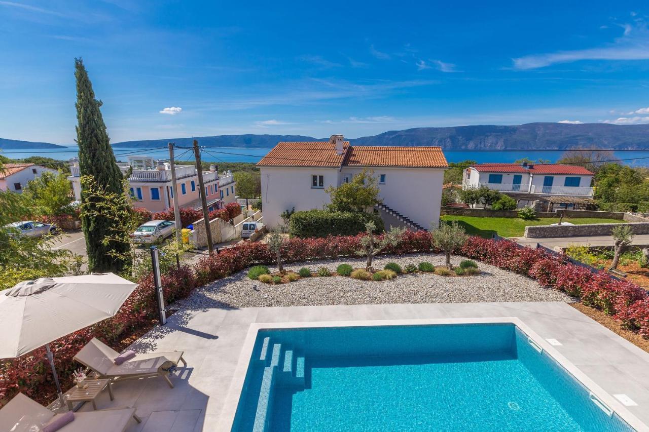 Holiday House Villa Andro Pinezici  Ngoại thất bức ảnh