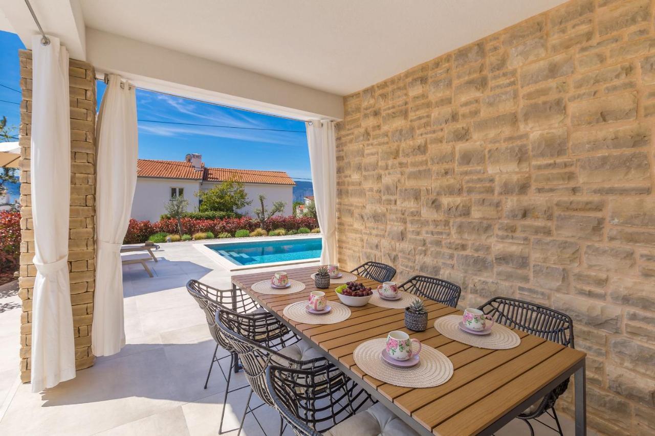 Holiday House Villa Andro Pinezici  Ngoại thất bức ảnh